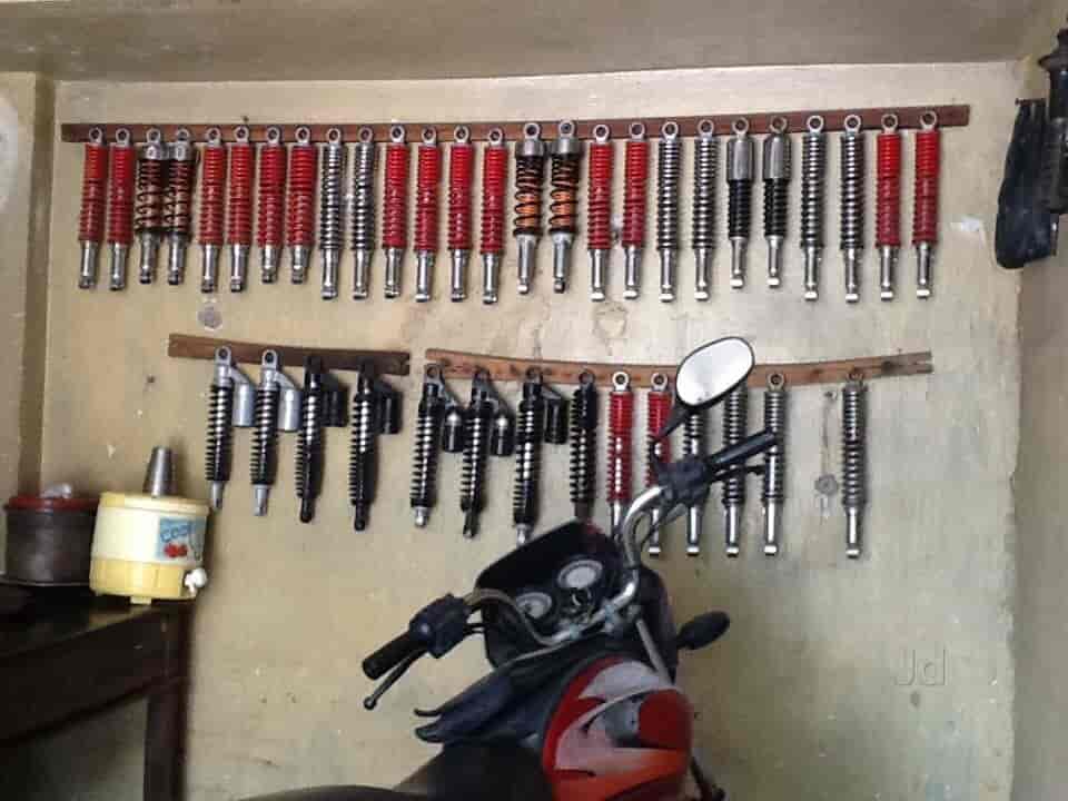 famous shock absorbers repairing works photos bahadurpura shock works