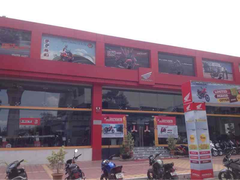 hero showroom in uppal