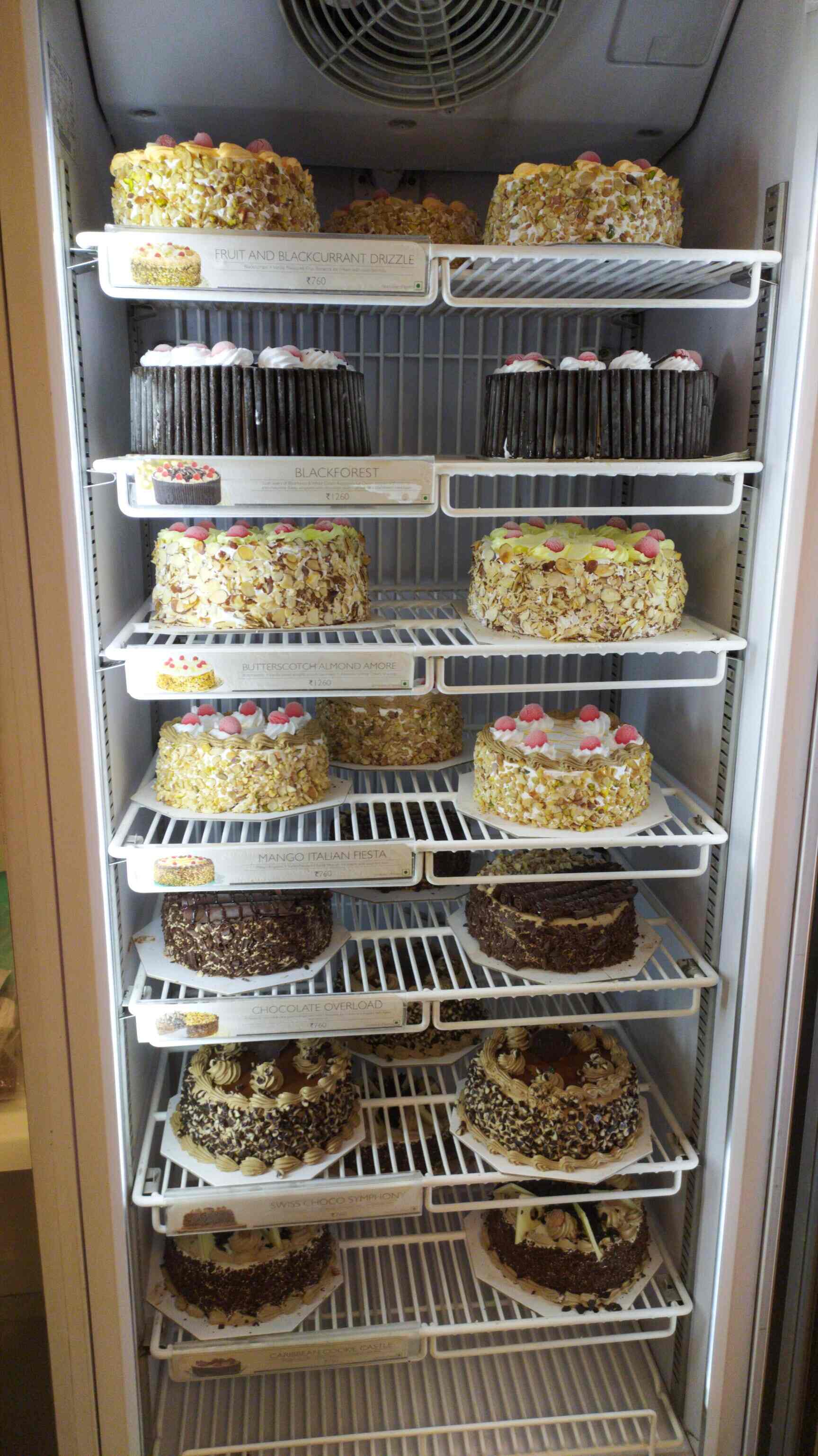 Details more than 157 chocolate overload cake ibaco in.eteachers