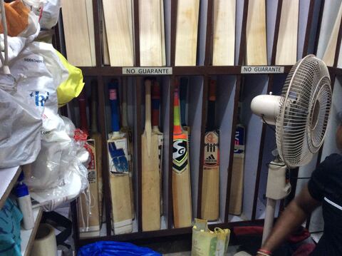 Krishnaveni Cricket Bats Machine Knocking And Repairing Krishnaveni Cricket Bats Machine Knocking And Repairing Photos Secunderabad Hyderabad Ball Dealers