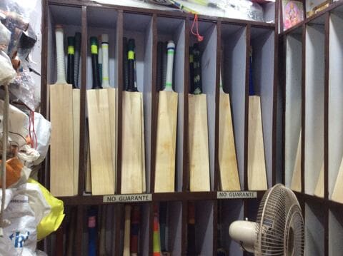 Krishnaveni Cricket Bats Machine Knocking And Repairing Krishnaveni Cricket Bats Machine Knocking And Repairing Photos Secunderabad Hyderabad Ball Dealers