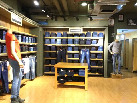 City Centre Mall), Banjara Hills 