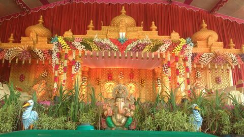 Mandapam Decoration With Flowers