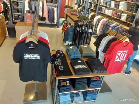 guess factory shop woodmead