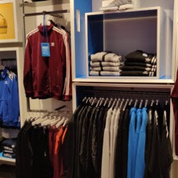 Catalogue - Adidas Orginal Showroom 