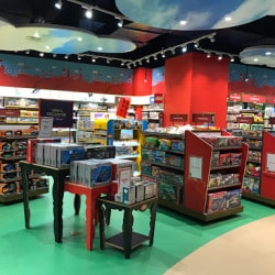 forum mall toy shop