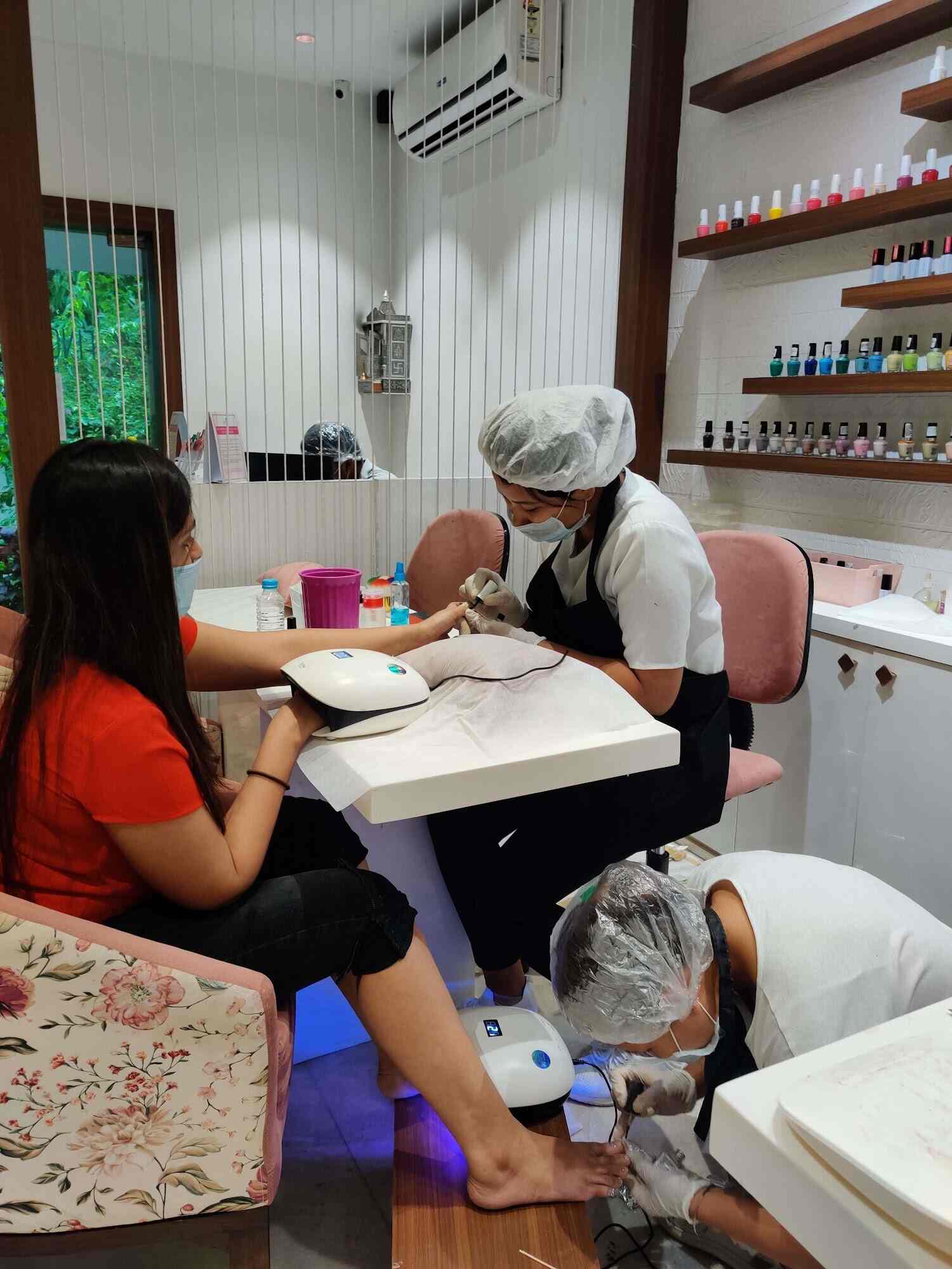 Details more than 112 fingertips nail studio nagpur super hot