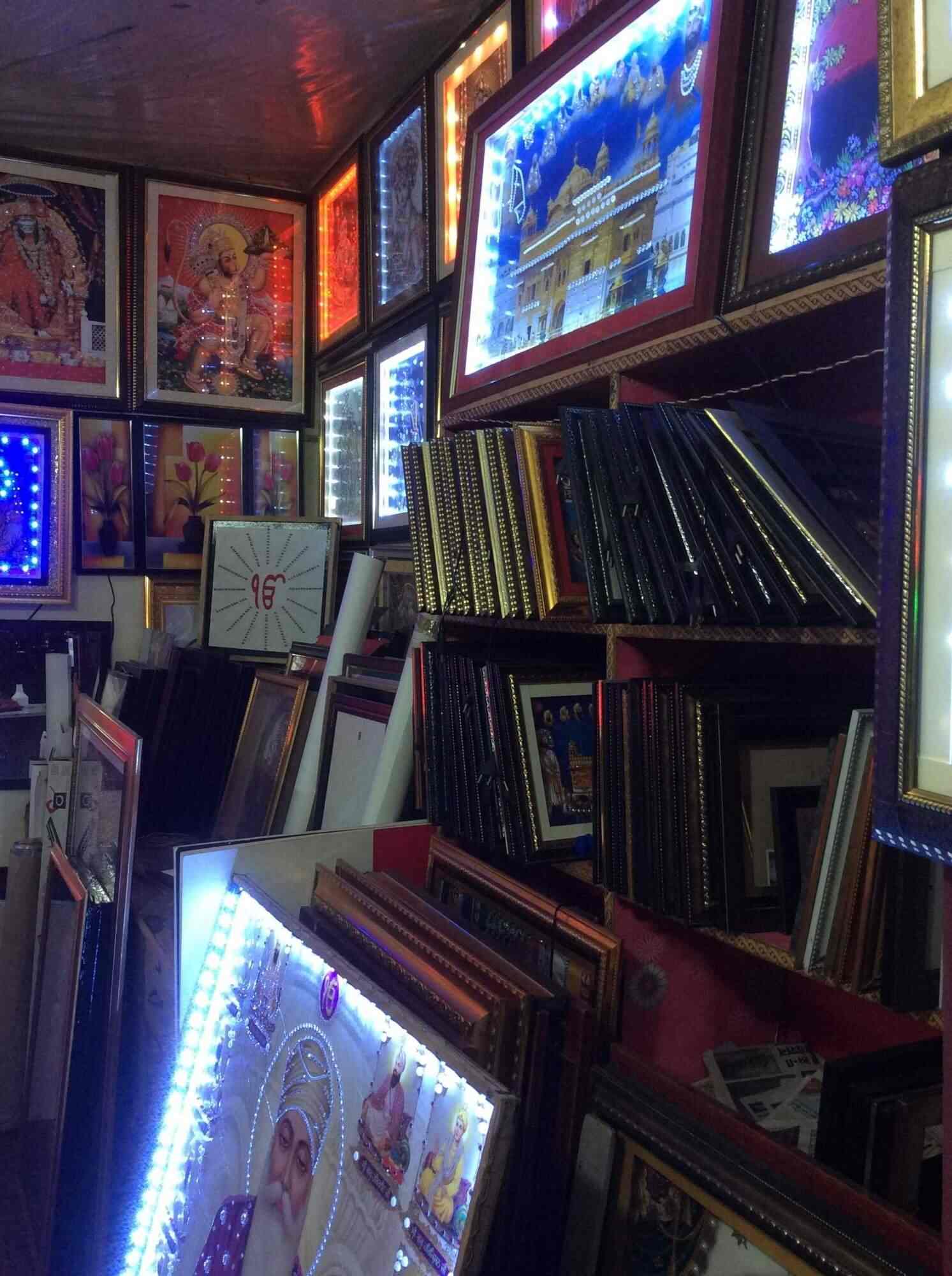 Smart Led Light Framing Art Photos Sapna Sangeeta Road Indore Inside View Of Photo Frames Smart Led Light Framing Art Photos Sapna Sangeeta