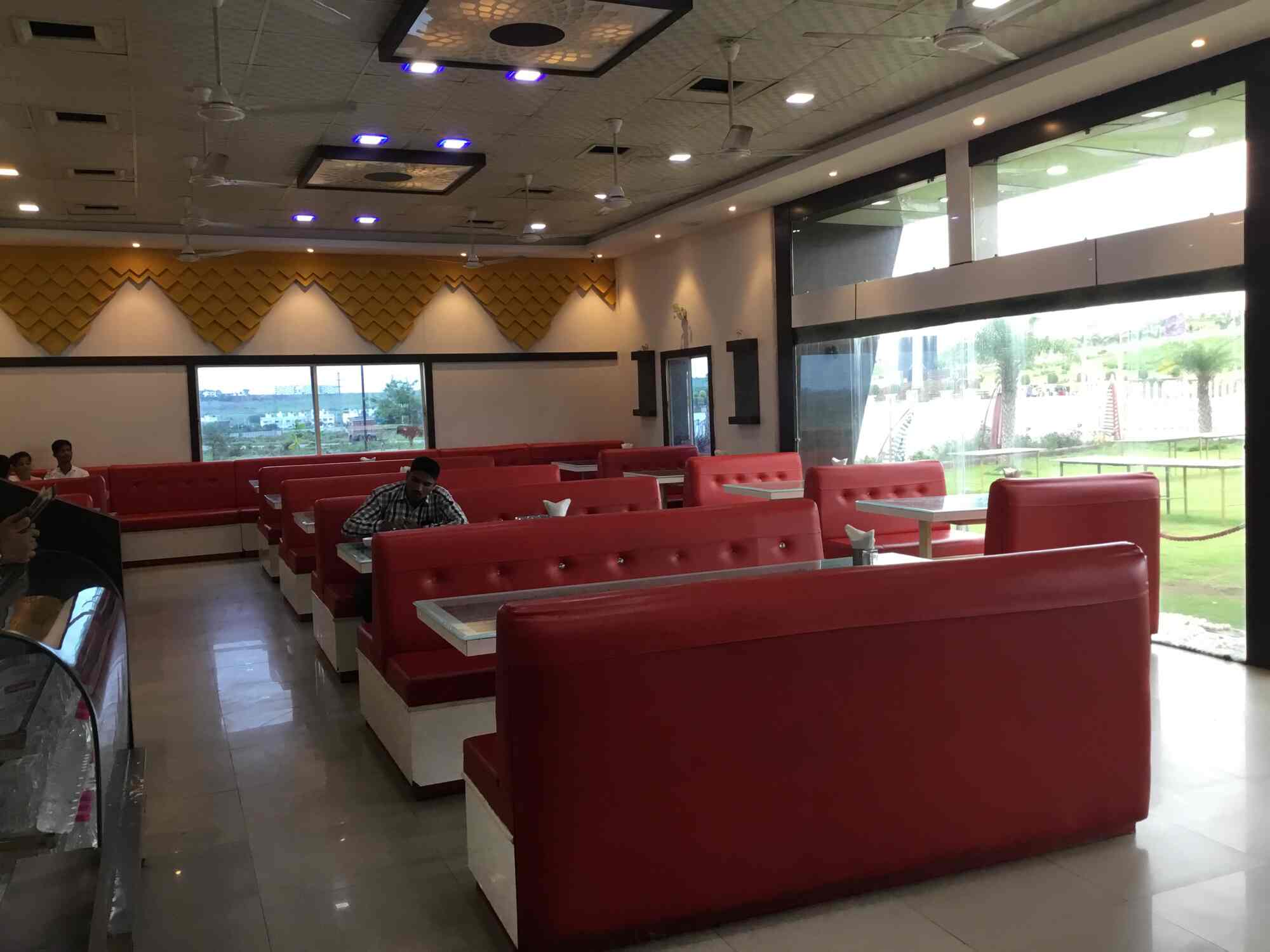 A Family Restaurant Photos Rau Indore Pictures Inside View Of Restaurant A Family Photos Rau