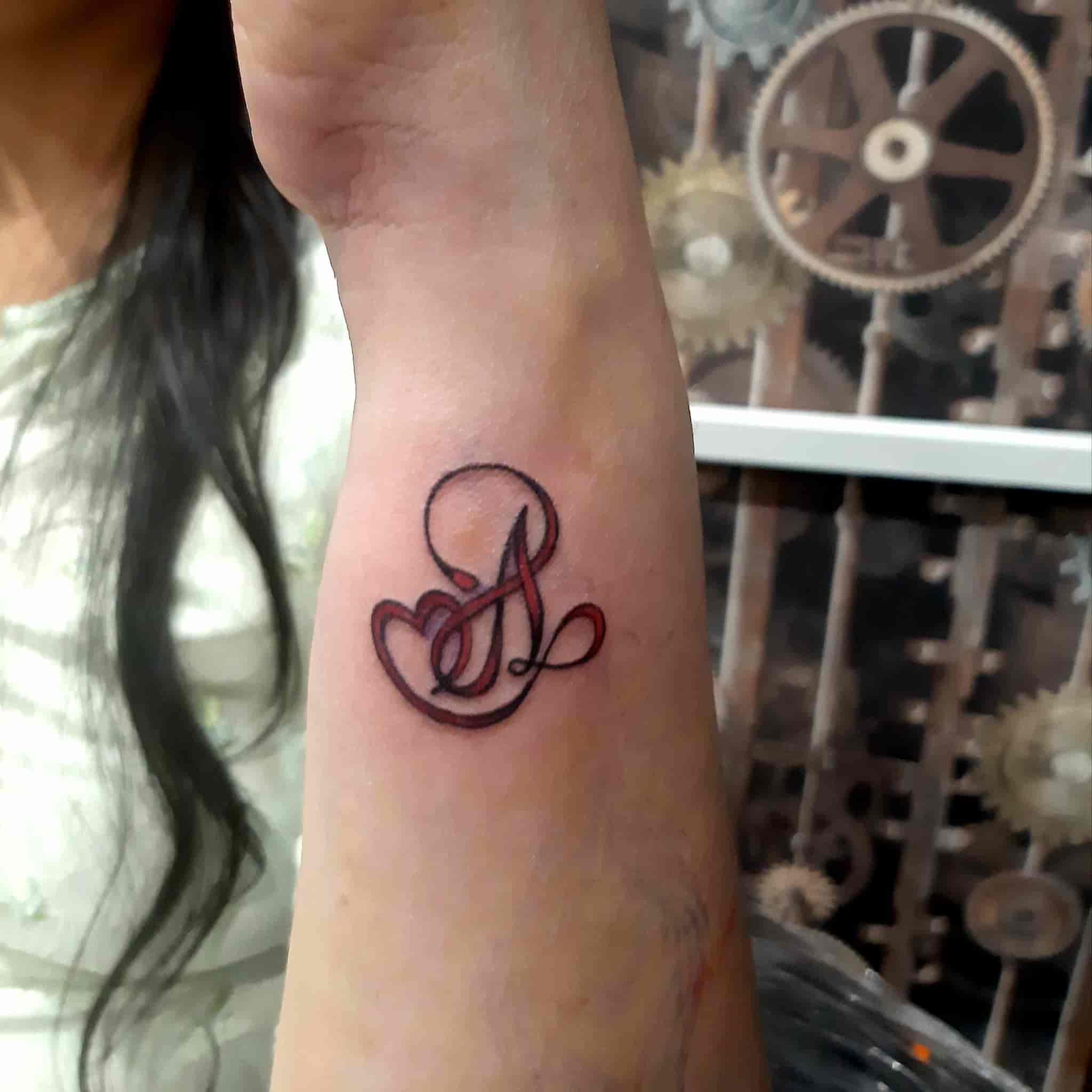 niks-tattoo-studio-mhow-indore