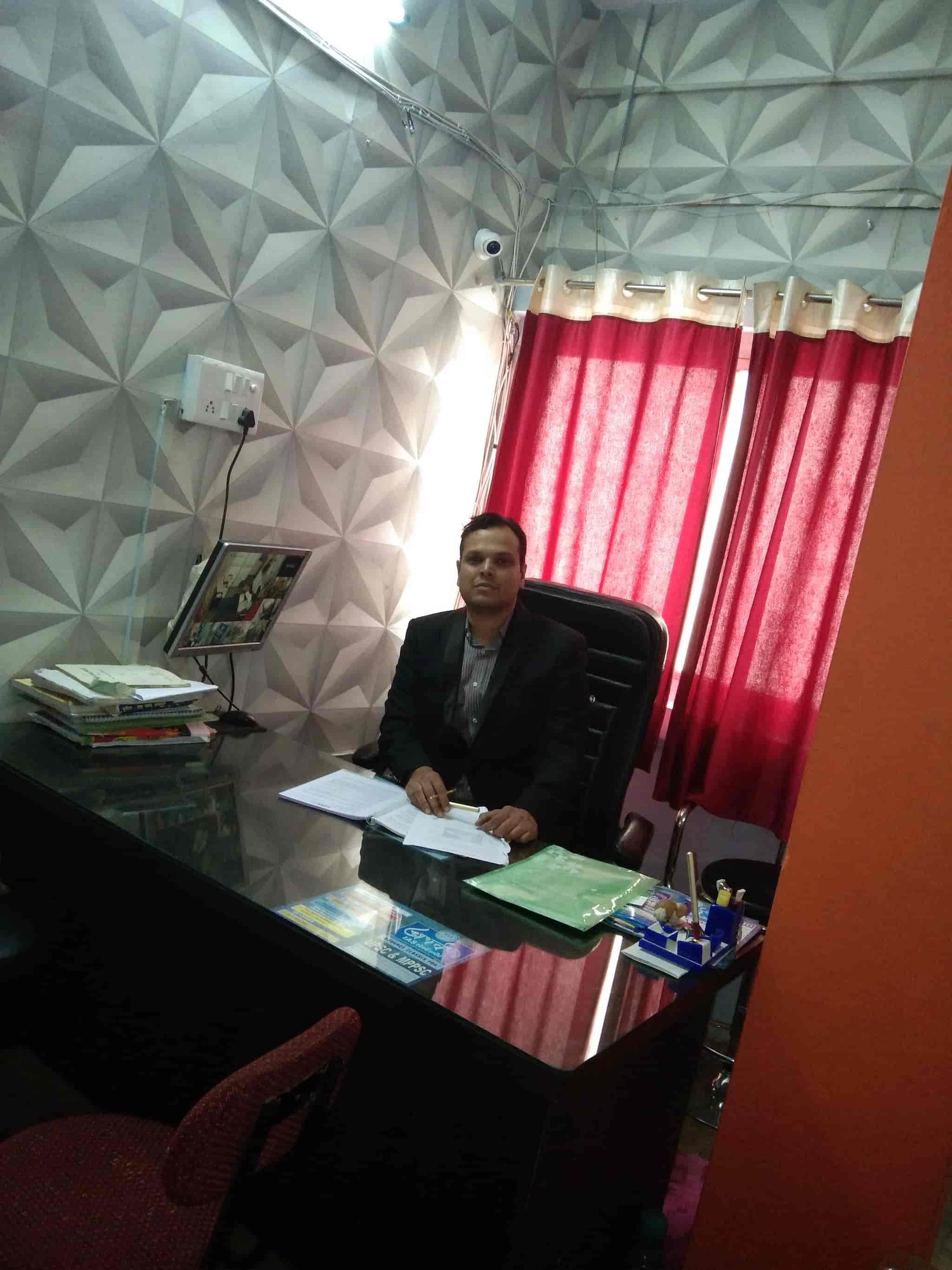 Dr. K.C. Bhamoliya in Suryadev Nagar,Indore - Best Paediatricians near me  in Indore - Justdial