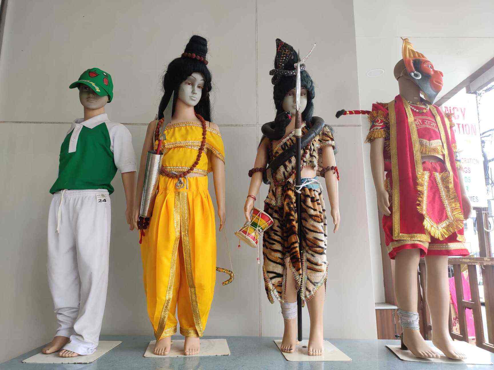 Share more than 163 new fancy dress latest seven.edu.vn