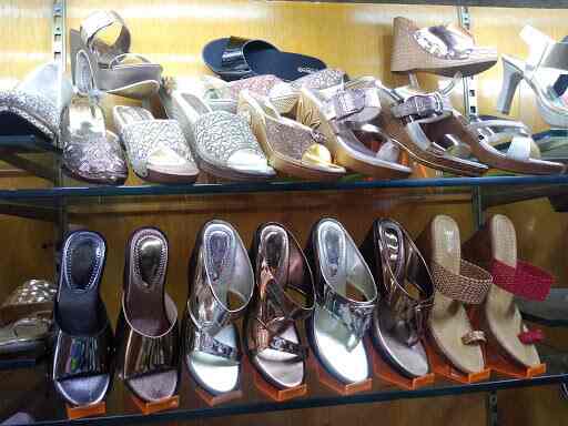 https://www.justdial.com/Jaipur/Raj-Chappal-Store-Opp-Maszid-Indira-Bazar/0141P141STD28876_BZDET