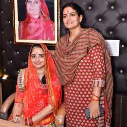 roopsi rajputi dresses