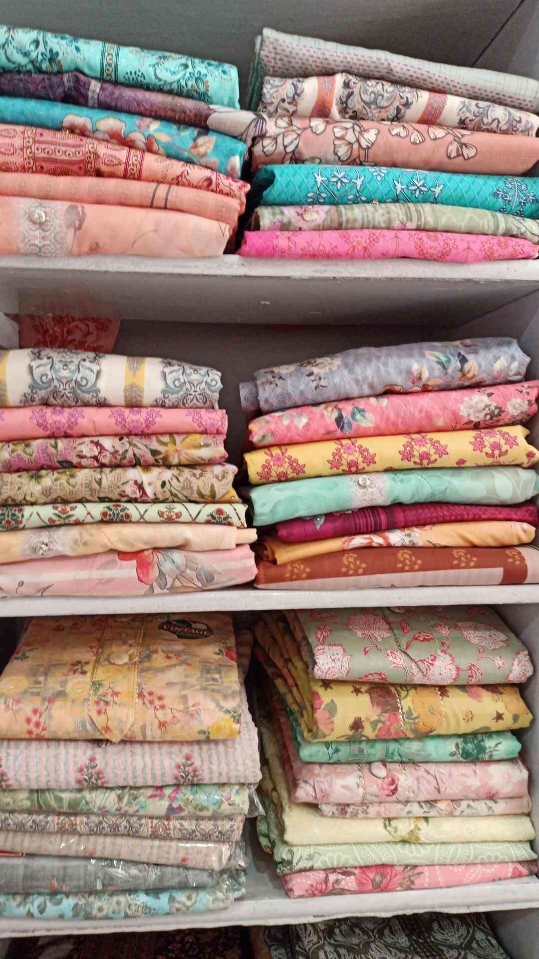 Bombay Cut Piece Cloth House in Jalandhar Cantt,Jalandhar - Best Saree  Retailers near me in Jalandhar - Justdial