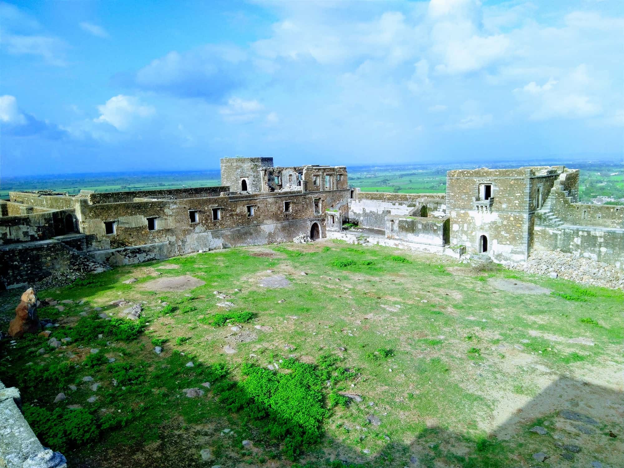 Modpar Fort in Valotra,Jamnagar - Tourist Attraction near me in Jamnagar -  Justdial