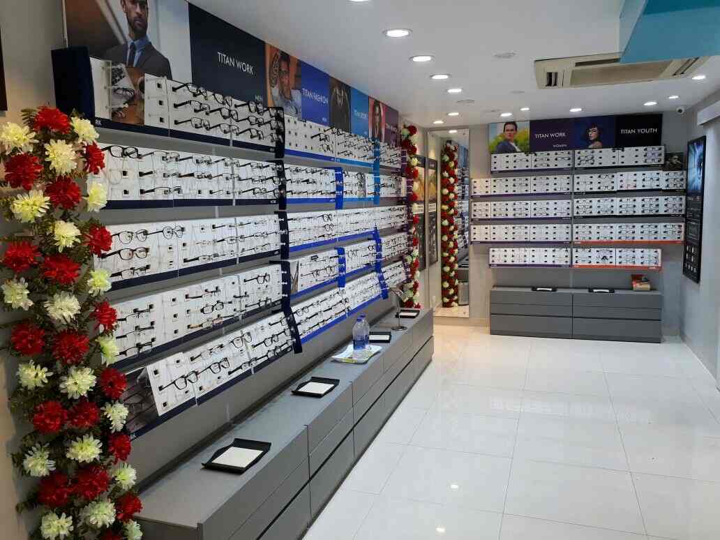 world of titan bistupur
