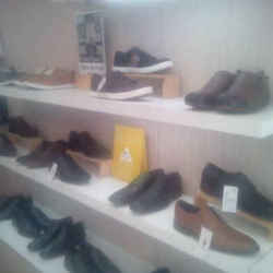 bata hush puppies store near me