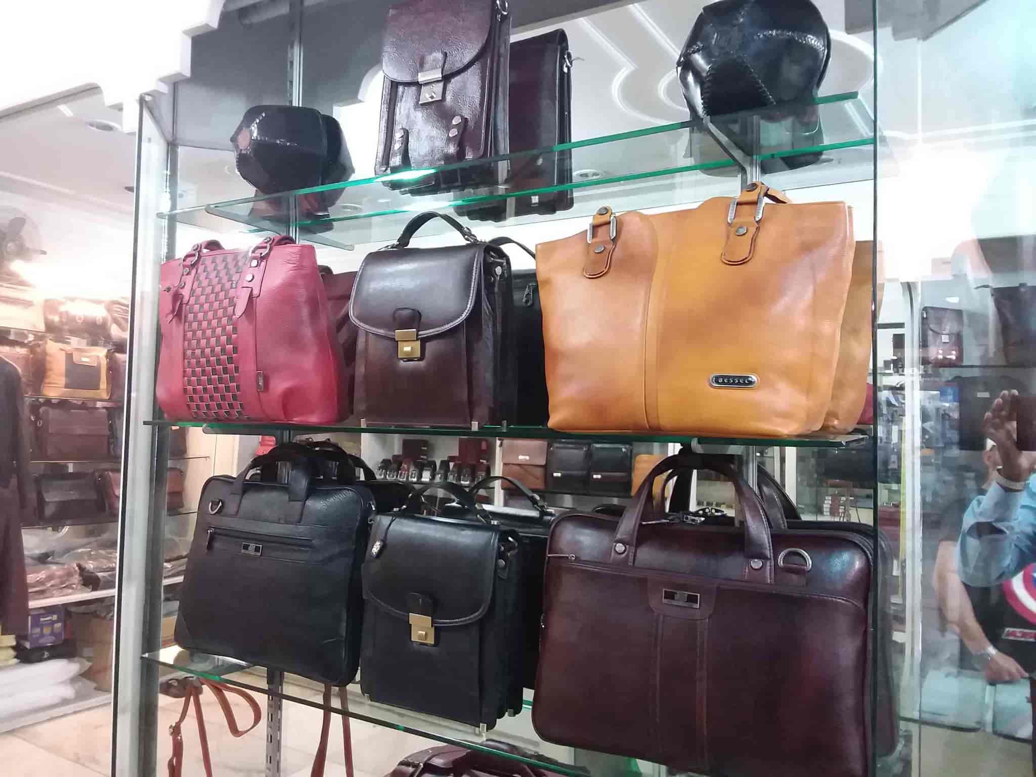 Top more than 75 kanpur leather bags super hot in.cdgdbentre