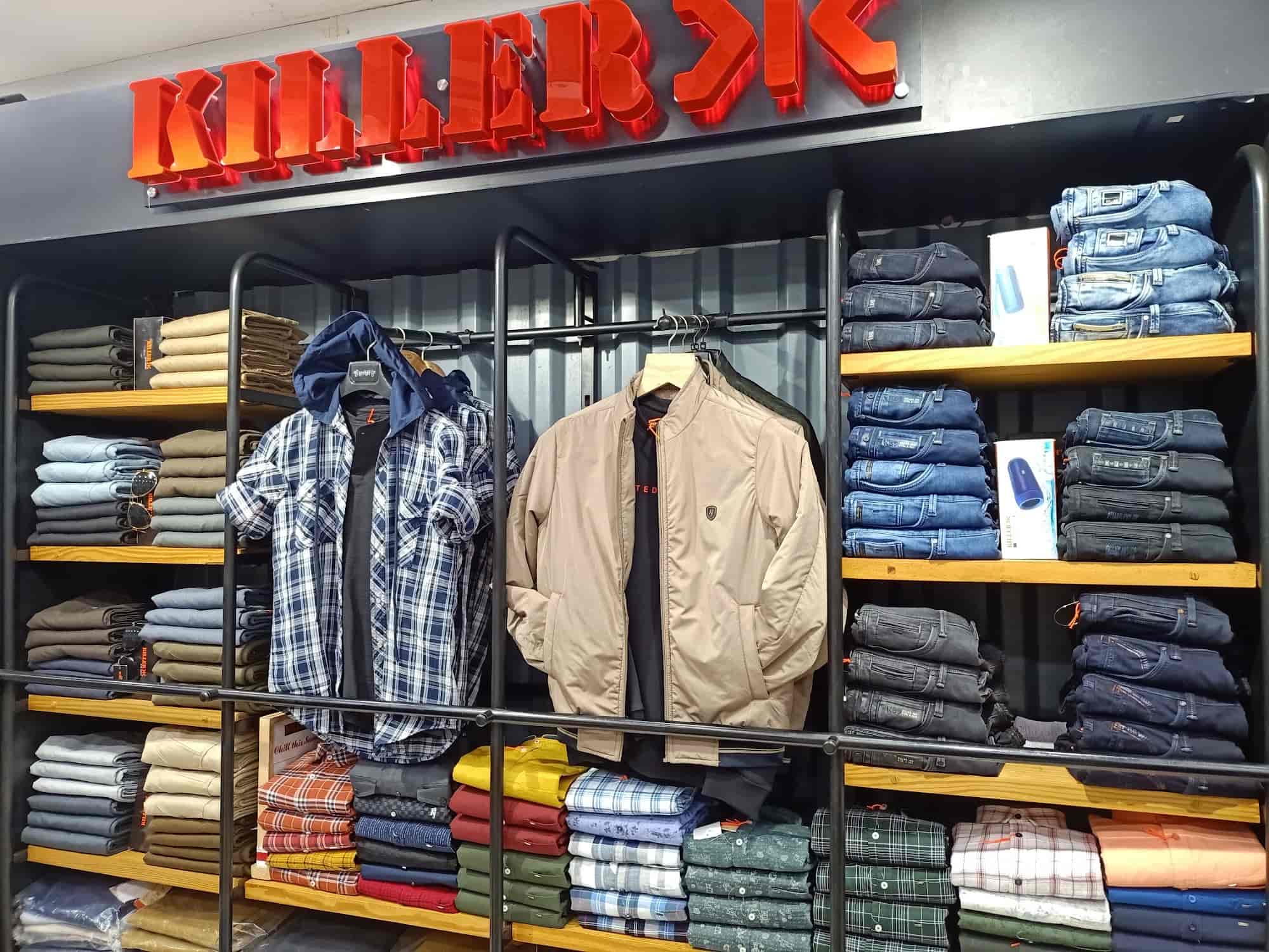 A To Z Shopping Mall in P Road,Kanpur - Best Saree Retailers