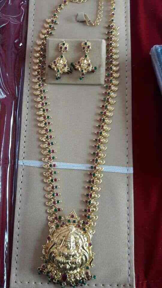 Long chain designs hot sale in lalitha jewellery