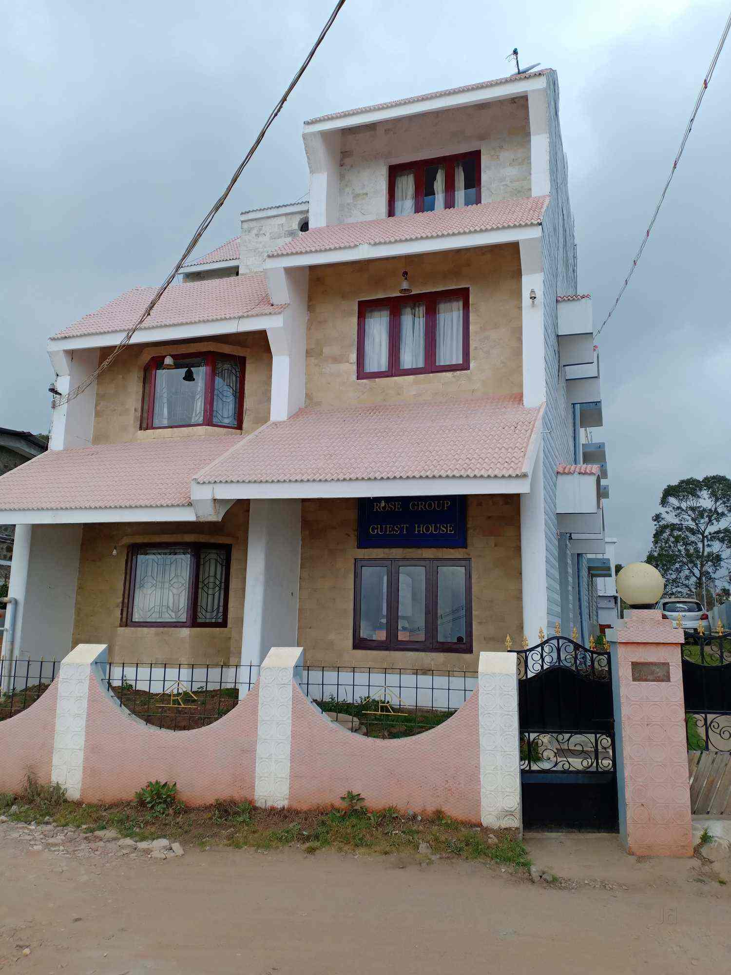 Rose Cottage Near Zion School Hotels In Kodaikanal Justdial