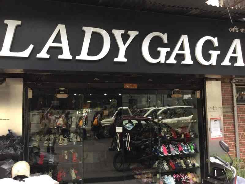 Looking For Trendy &amp; Affordable Footwear In Kolkata? Visit