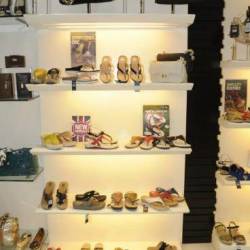 pavers shoes shops near me