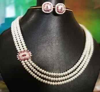 Chandrani Pearls, Jadavpur University 