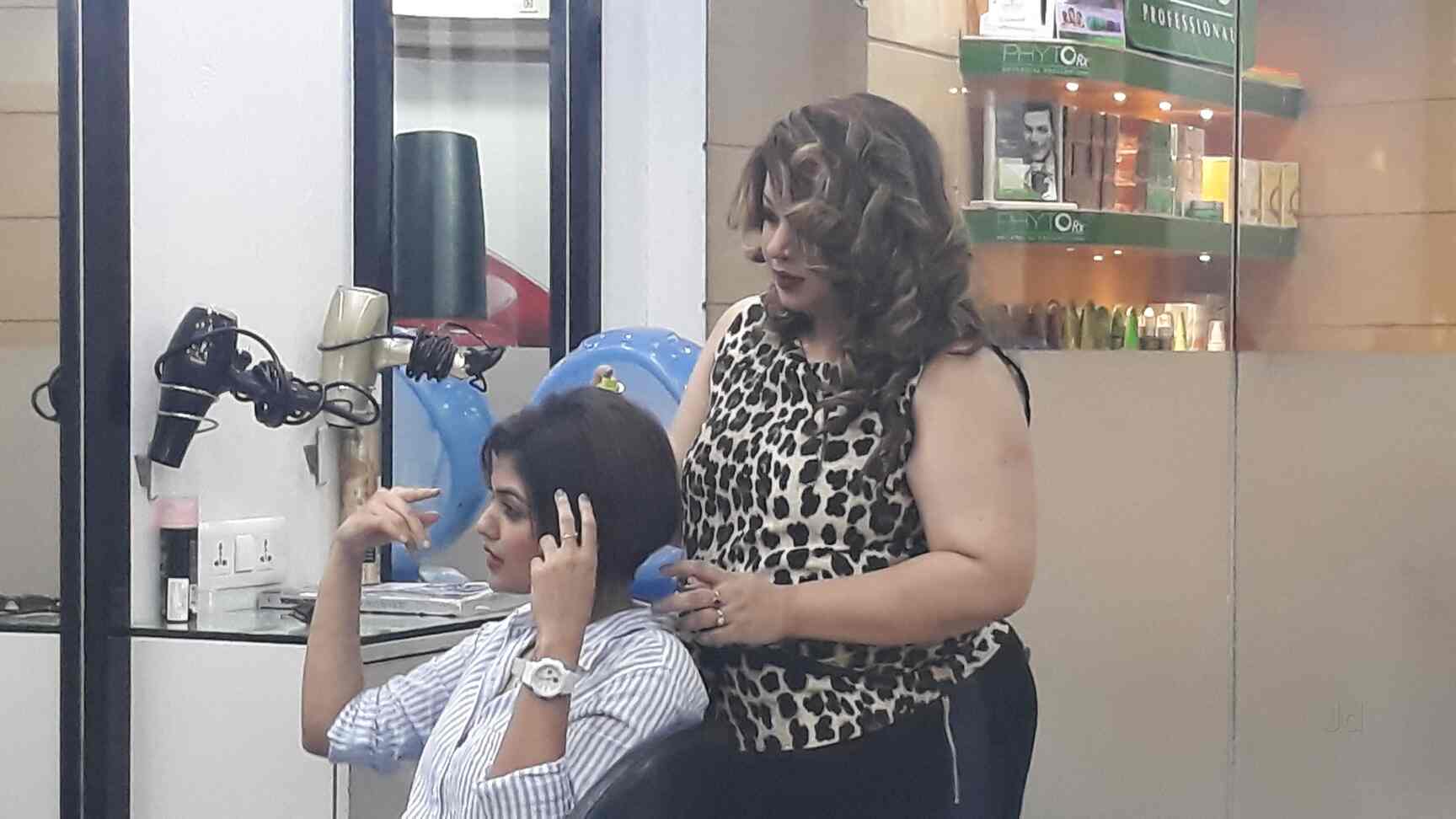 Shree S Hair And Beauty Salon Tollygunge Salons In Kolkata Justdial