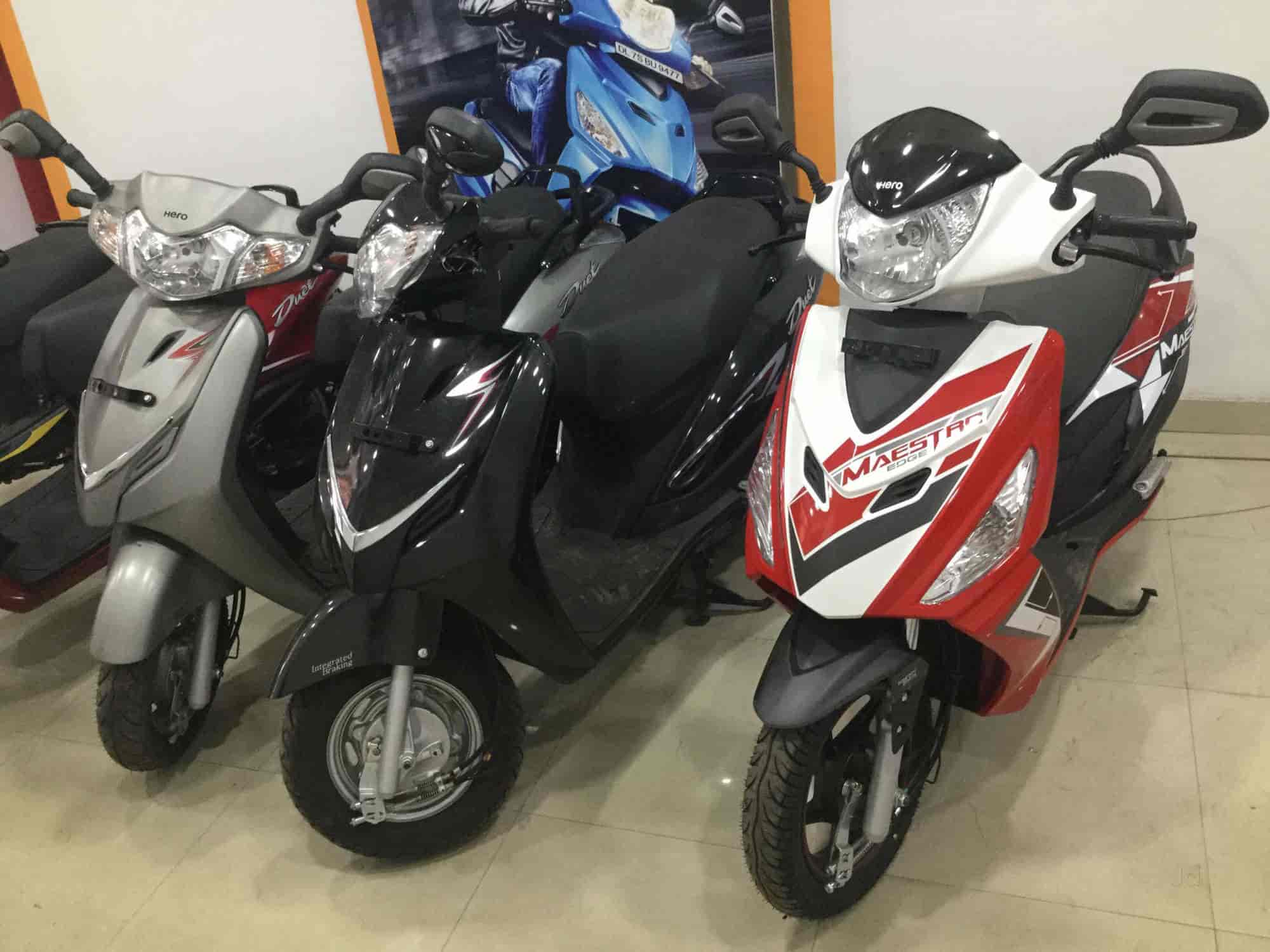 hero showroom scooty