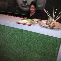 R thai spa Clearance