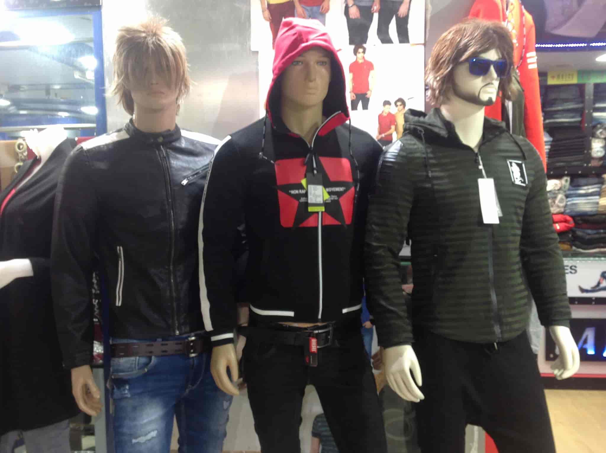 La Paaz Photos New Market Kolkata Pictures Images Gallery La Paaz Photos New Market Kolkata Readymade Garment Retailers