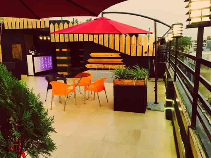 Oblacko Cafe in Gumanpura,Kota-rajasthan - Best AC Banquet Halls near me in  Kota-rajasthan - Justdial