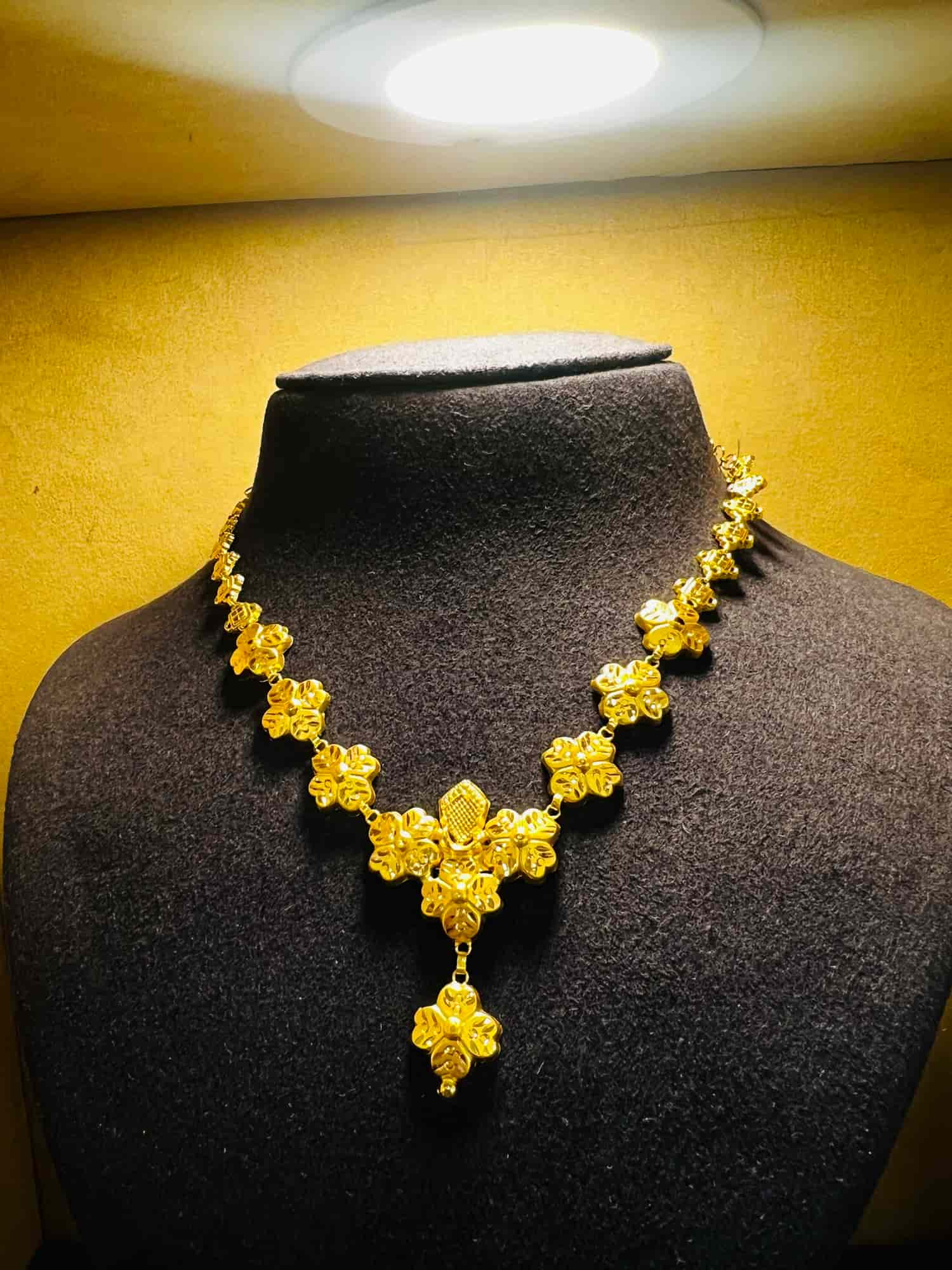 Madhurima Fashion Jewellery in Palayam Kozhikode Best Diamond