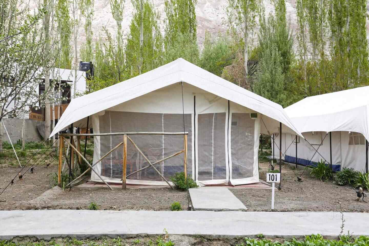 Oyo 5289 Mystique Meadows Swiss Cottage Camps Photos Nubra Leh