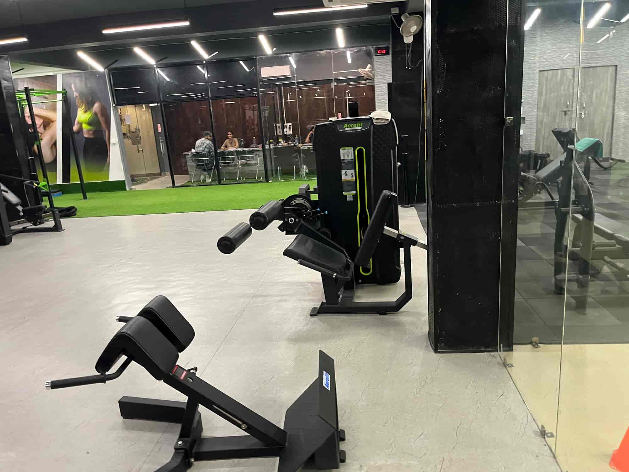 Phub Gym - lqi7l8f