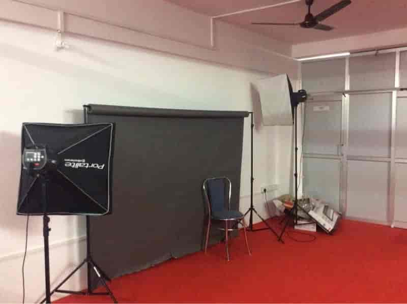 Poze Production Studio Hazratganj Recording Studios In Lucknow Justdial