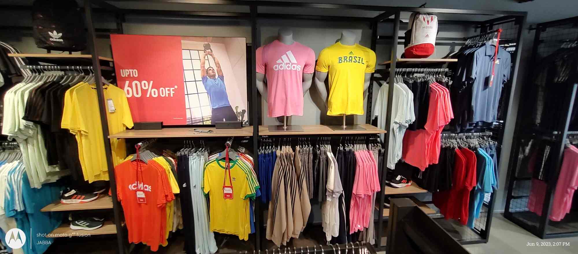 Adidas factory outlet parel hotsell