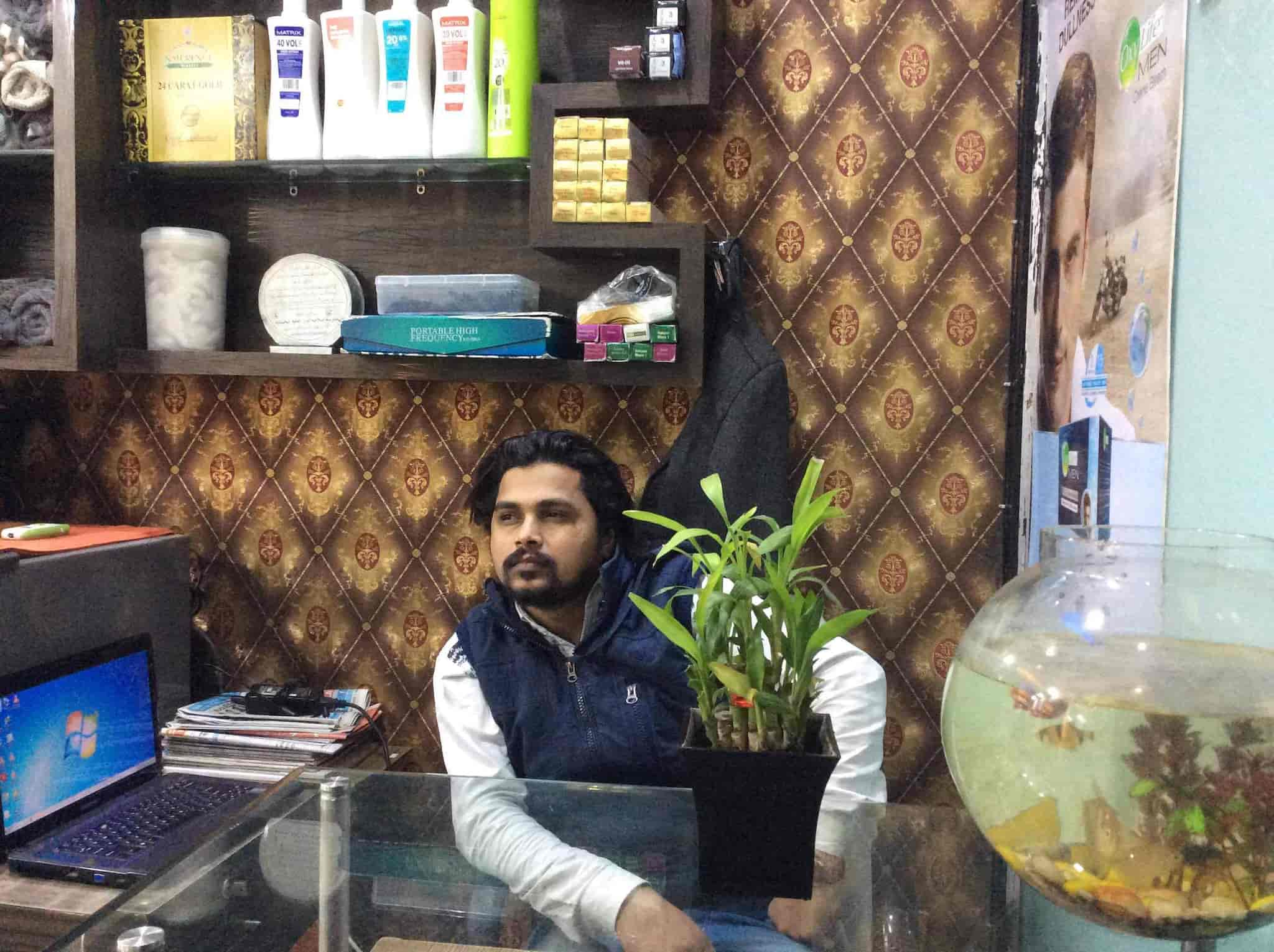 Smart Looks Uni Salon Photos Maharaj Nagar Ludhiana Pictures Reception View Smart Looks Uni Salon Photos Maharaj Nagar Ludhiana Body Mage