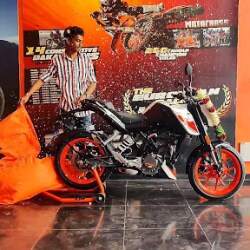 KTM Bike Showroom, Anna Nagar Madurai 
