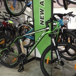 track & trail cycles