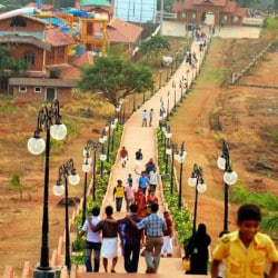 Kottakunnu Park Step Way - Museums in Malappuram - Justdial