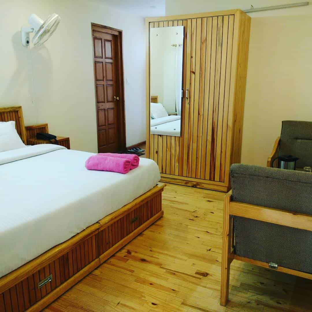 Book Hotel The Corner Retreat Manali Bnb in Model Town,Manali - Best 2 Star  Hotels near me in Manali - Justdial