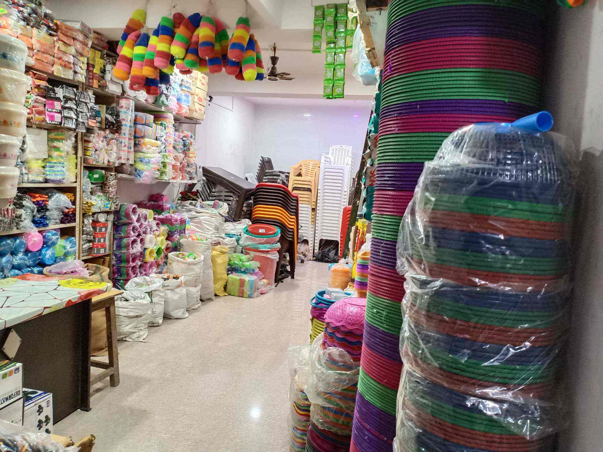 Lucky Home Shop in Kailaras - Best Plastic Item Dealers in Morena - Justdial