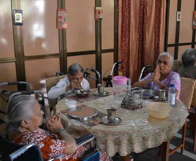 Little Sisters Of The Poor Home For Aged Sher E Punjab Andheri East Charitable Trusts In Mumbai Justdial Bhn old age home bunglow no.3, king palace society next to udipi shree palimar mutt behind bharat petrol pump, opp.