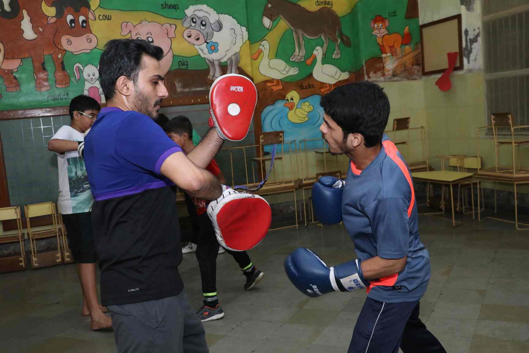 muay thai boxing classes near me Batty Blogosphere Slideshow