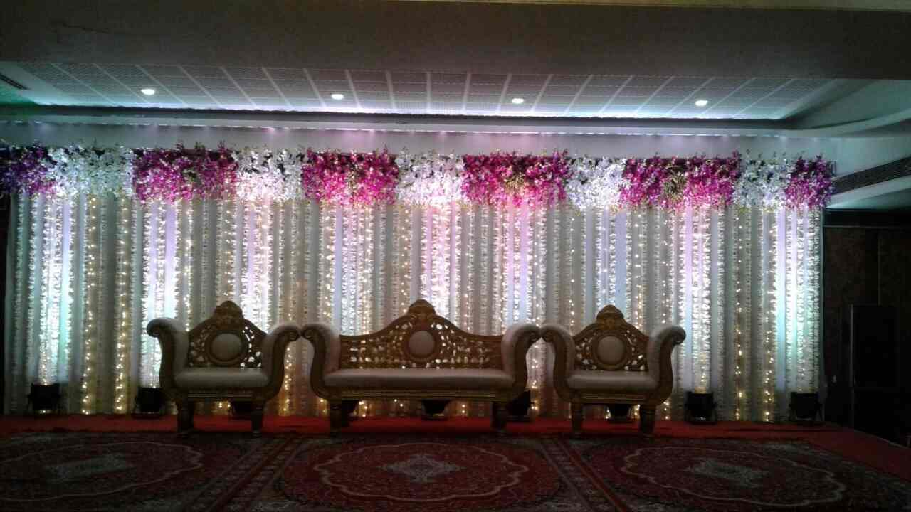 Aggregate more than 126 mahalaxmi mandap decoration latest seven.edu.vn