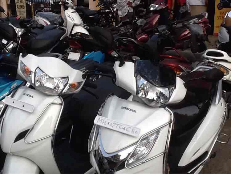 activa showroom in borivali