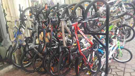 sadguru cycle studio